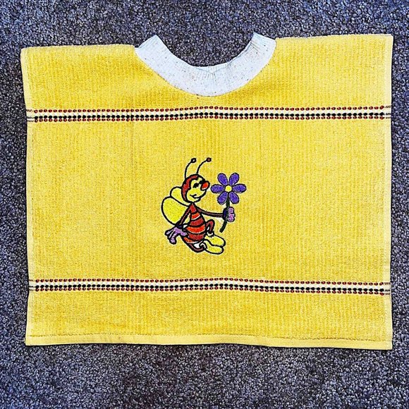 NWOT BAby Towel Bibs Embroidered 2 Pk Age 1-5 - Picture 2 of 5